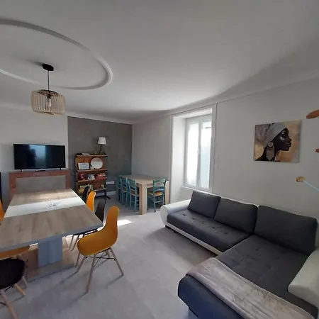 Chez Lilian & Isa بيت للعطل