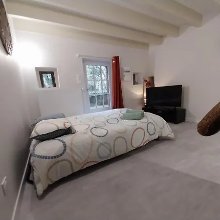 Chez Lilian & Isa بوزاوغيس