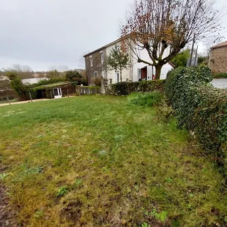 بيت للعطل Chez Lilian & Isa بوزاوغيس