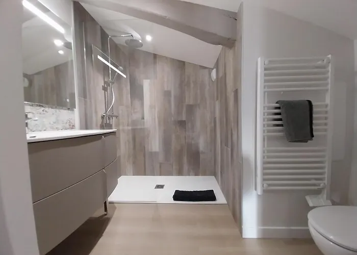 Chez Lilian & Isa Semesterbostad Pouzauges